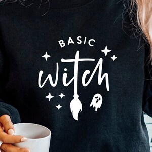 ベーシックな魔女のSVG：面白いハロウィンシャツのデザイン（デジタルダウンロード）