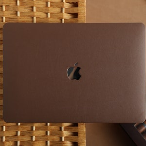 Étui marron chocolat pour nouveau MacBook Pro 14 Pro A2442 Pro 16 pouces 2022 M2 Air 13 A2681 M2 Pro 13 A2338 et étui pour ordinateur portable unique