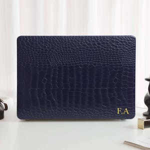 Navy Blue Crocodile Print Personalized Leather MacBook Hard Cover For MacBook Pro 13 14 16 15 Air 13 inch All New MacBook M5 Laptop Case
