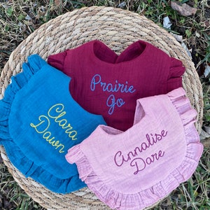 Personalized custom Embroidered name baby muslin ruffled bibs , birthday , baby gift, hospital gift image 1