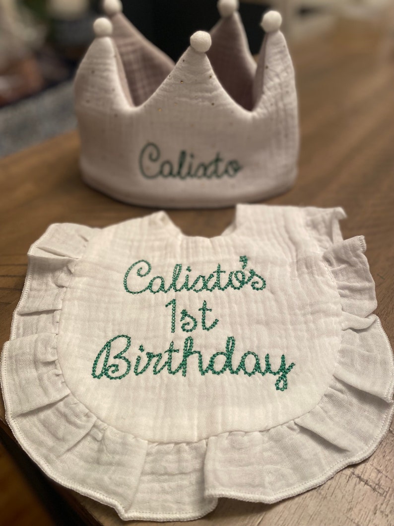 Personalized custom Embroidered name baby muslin ruffled bibs , birthday , baby gift, hospital gift image 8