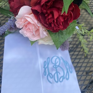 Satin mongrammed bouquet ribbon, Bridal bouquet , Quinceanera Prom Bouquet Custom, Bouquet Wraps, Wedding Bouquet