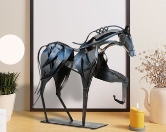 Statue de cheval en métal faite main - Sculpture de cheval 100 % peinte à la main - Décoration rustique pour la maison et le jardin - Cadeaux uniques pour les amateurs de chevaux