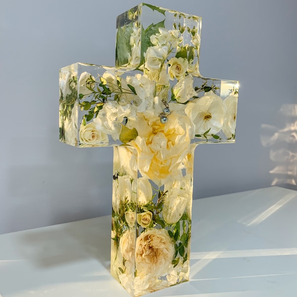 Resin Flower Preservation Cross