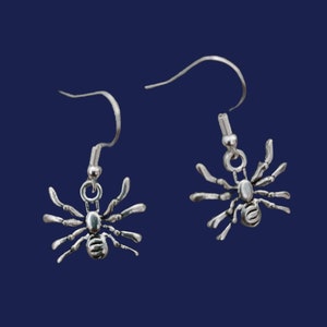 Spooky spider dangle earrings. Witch earrings. Halloween jewerly. Insect and bug earrings