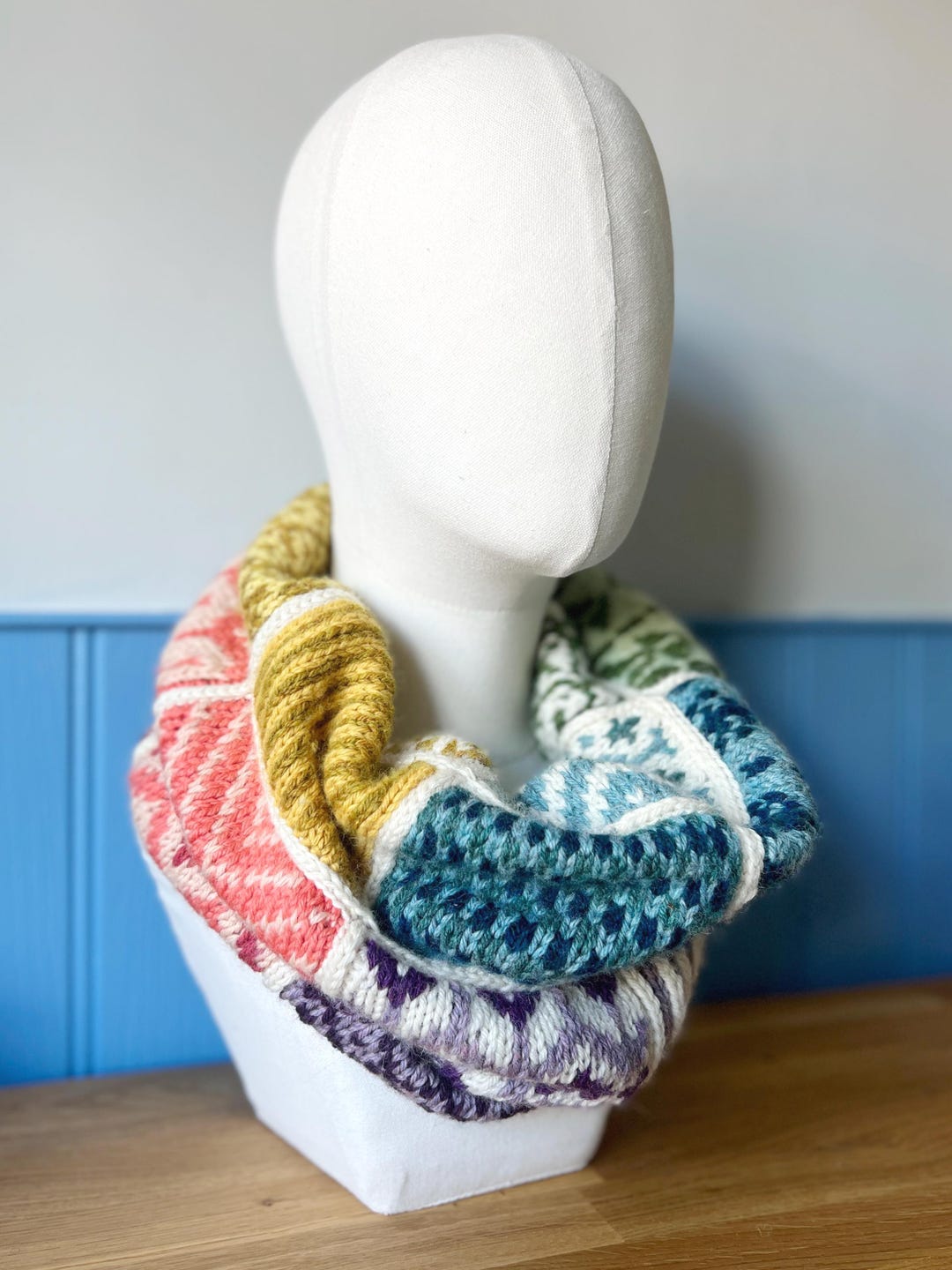 Stranded Colorwork Cowl Peace by Piece Cowl PDF Pattern - Colourwork Cowl - Stranded Colourwork ...