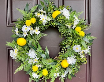 Couronne d'été de citrons et de marguerites pour la porte d'entrée, couronne de fleurs de citron de style cottage, décoration murale d'été blanche et jaune, décoration de porte d'entrée