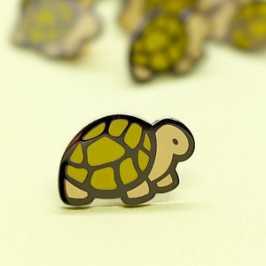 Turtle Hard Enamel Pin