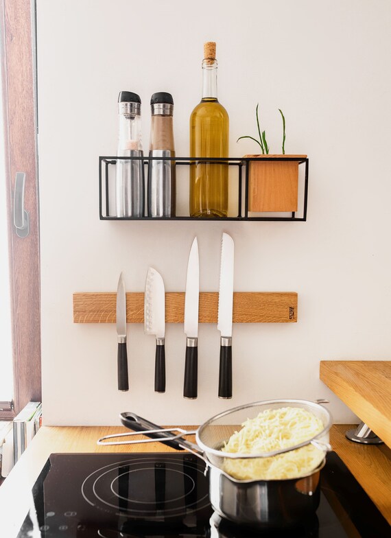 Ceppo portacoltelli magnetico noce massello 84WL | ARTELEGNO