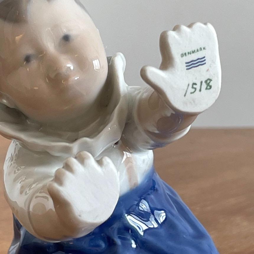 ロイヤルコペンハーゲン ハイハイする子供の置物 No.1518 | 1960年代