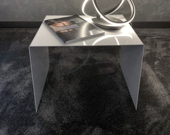 Side table metal, coffee table, bedsidetabel, lounge furniture, design table, industrial furniture, sculpture table, living room, bedroom