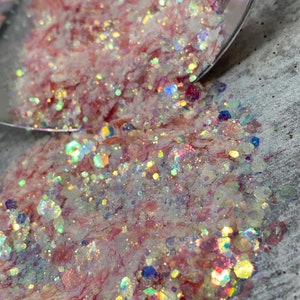 Vibrant,"Candy Cane" Chunky Holographic Glitter, Glitter for Crafts & Beauty, Nail Glitter, Resin, Phone Case, DIY, Slime,Tumblers