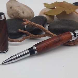 Handgedrechselter Rollerball Chrom aus Goncalo Alves King