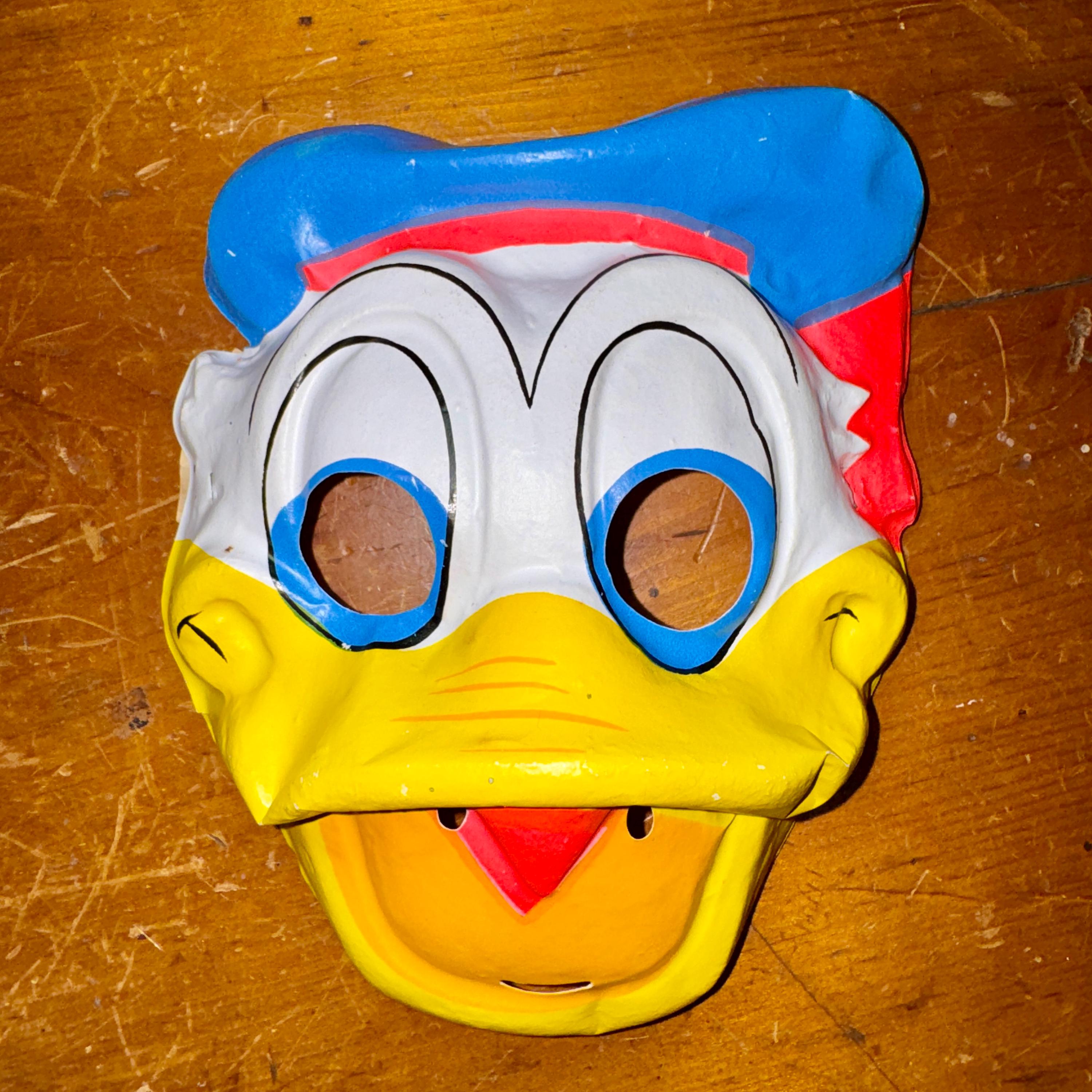 ヴィンテージ レドラプラスチック＜ダックテイルズ ルーイ ソフビ＞MC0129c Vintage Plastic Duck Toys - Etsy