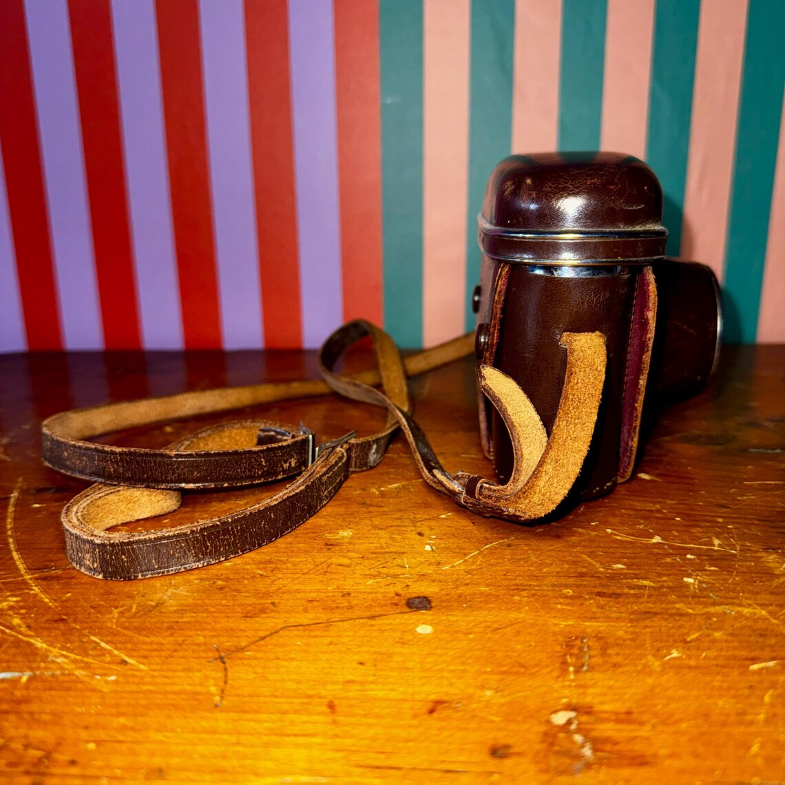 Vintage Zeiss Ikon Contax Camera – Carl Zeiss Sonnar 50mm Lens, Leather Case, foto 3 di 5
