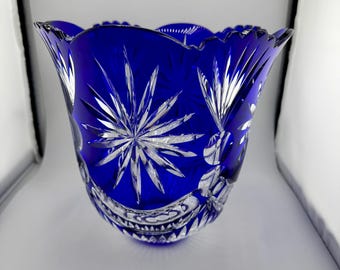 Cuenco grande de cristal cobalto estilo bohemio / Centro de mesa de vidrio checo cortado a transparente