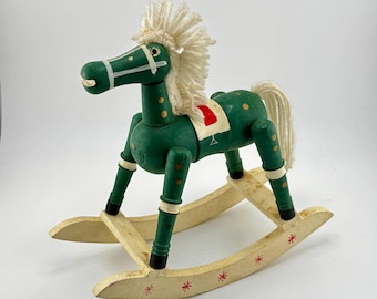 1960年代のヴィンテージ日本製ニーハガーエルフ人形（グリーン