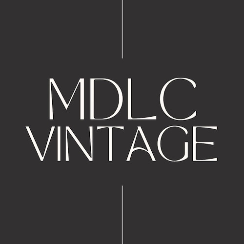 1960年代のヴィンテージ日本製ニーハガーエルフ人形（グリーン