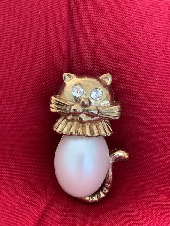 Vintage Rhinestone Jelly Belly Lucite Pearl KITTY… - image 1