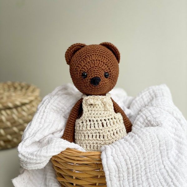 Häkelset für Bären Milo by Thelise, DIY Knit für gehäkeltes Kuscheltier als Geschenk für Baby