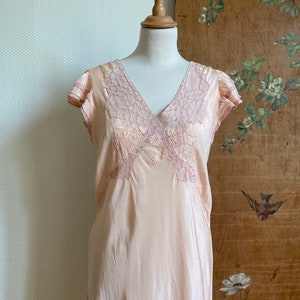 1930s embroidered silk and lace peach slip dress nuisette nightgown