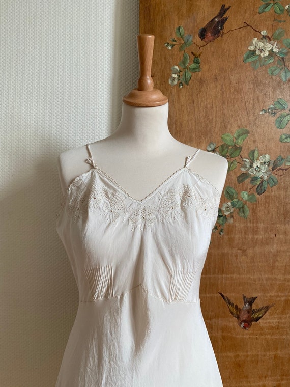 1930s ivory cream bow embroidered spaghetti bridal