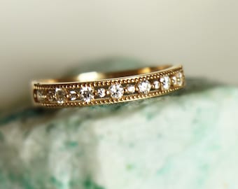 14K Massivgold Zierlicher Ring, Stapelbarer Zirkonia-Band
