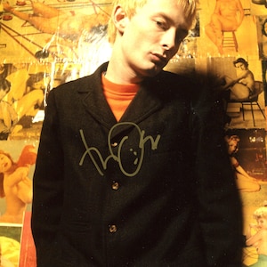 Thom Yorke Radioheadトムヨーク直筆サイン入りフォト証明書付き Radiohead Thom Yorke Signed - Etsy