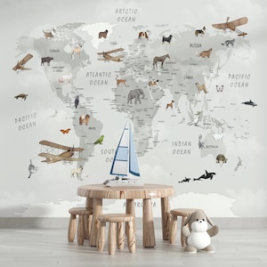 Carta da parati murale con mappa del mondo educativo per la camera dei bambini, simpatici animali e bandiere, sfondo grigio