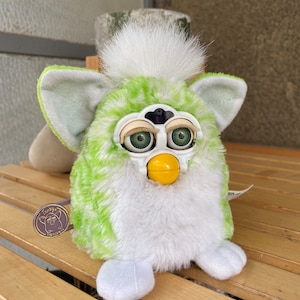Very Rare Furby Baby 1999/2000 Lime Green WORKING With Green Very Rare Furby Baby 1999/2000 Lime Green WORKING With Green