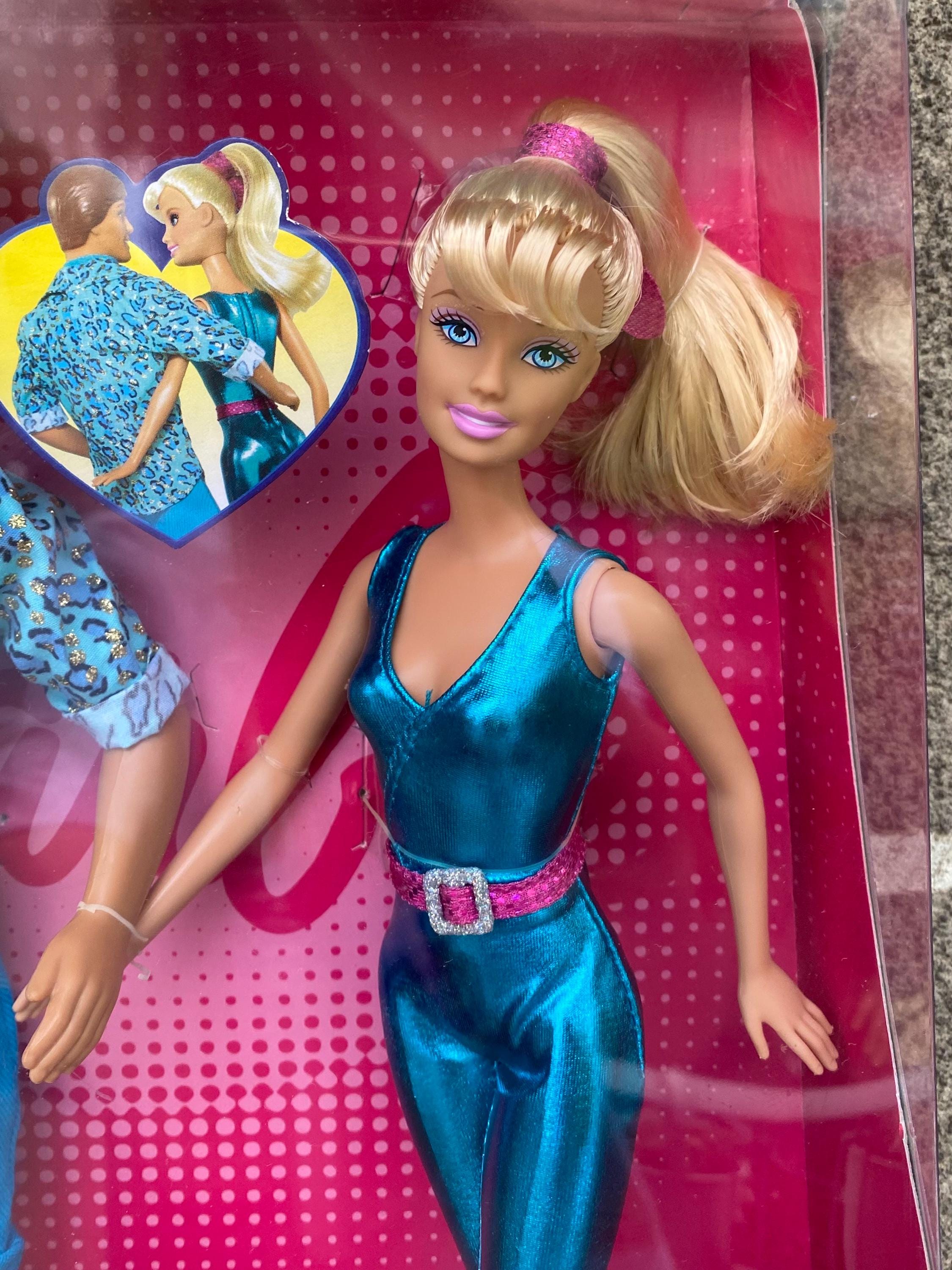 希少なトイ・ストーリー3 ケン＆バービー人形セット - マテル 2009年