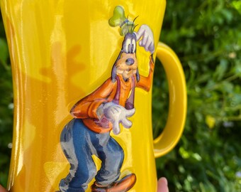 コレクターズアイテム グーフィーマグカップ：ディズニーランド パリ