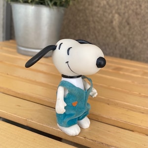 Cute small Snoopy pvc figurine made in Hong Kong, vintage rare miniature Snoopy Peanuts plastic toy in a robe