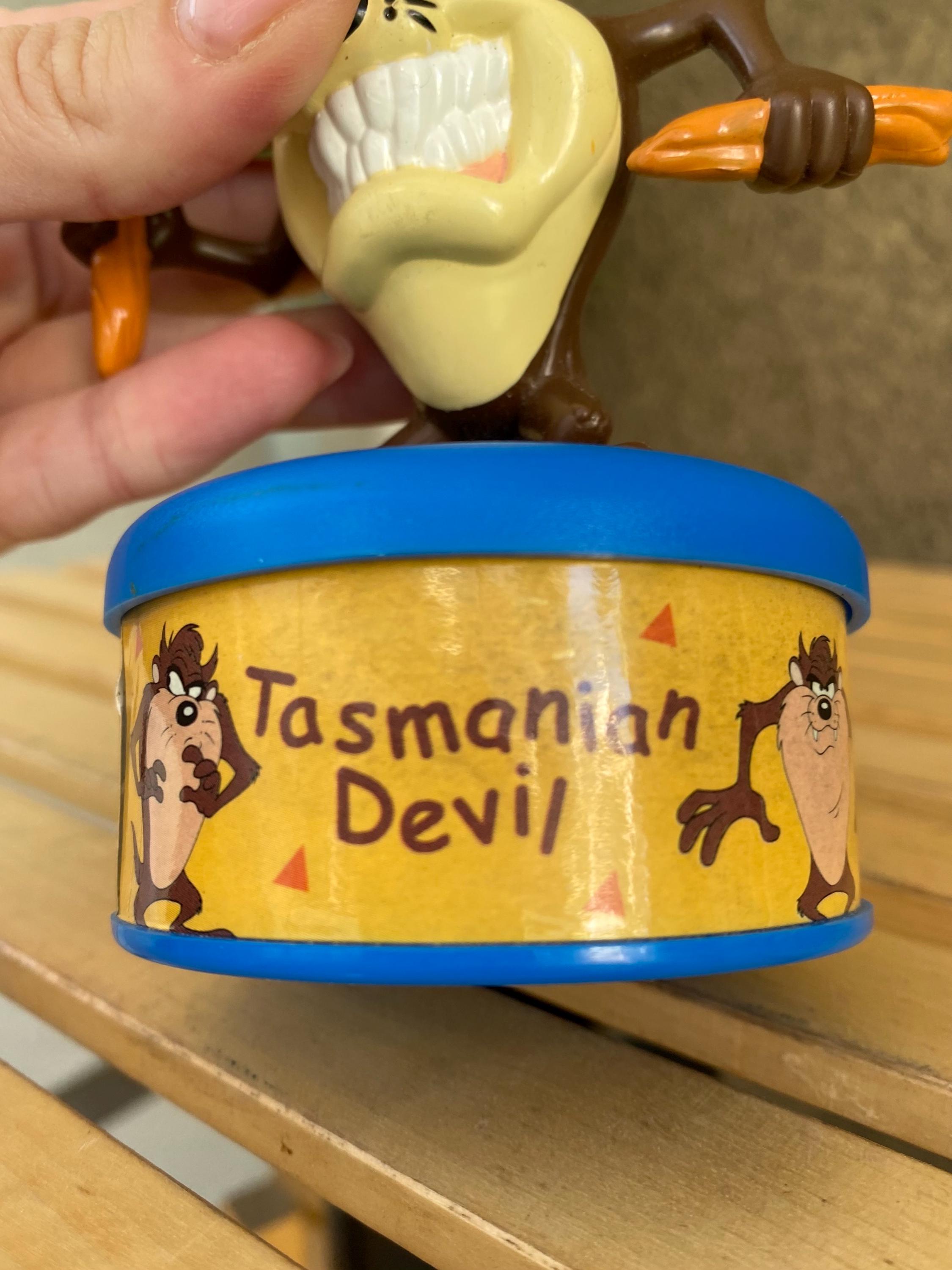 ヴィンテージ タズ タスマニアンデビル フィギュア：2000年代 ルーニー