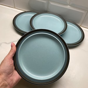 Lot De 4 Assiettes En Métal Jaune - Fabriquées Au Japon, Vintage, Déco Ou Usage