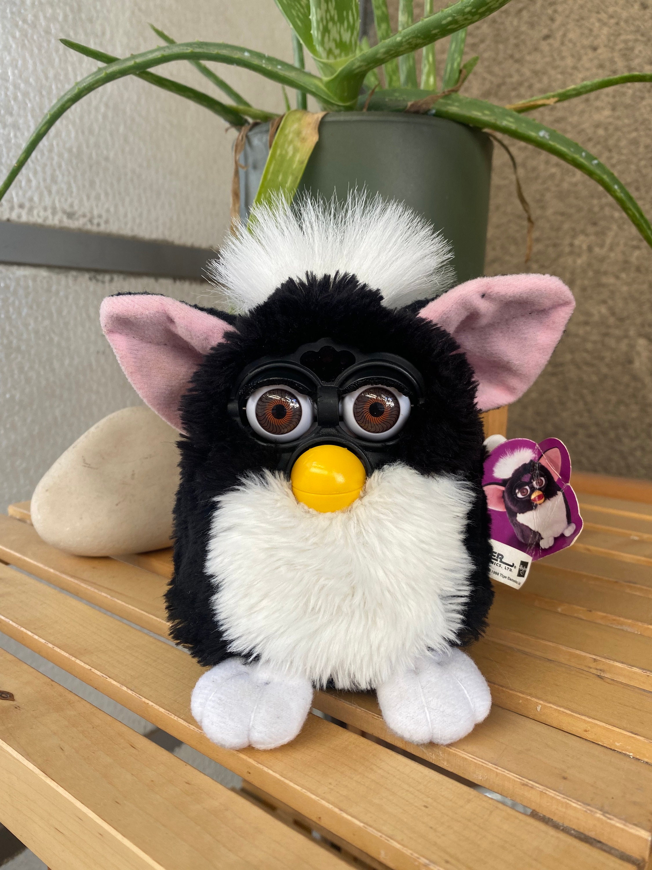 ファービー furby 英語版 スカンク Furby Skunk 1998 WORKING Black White Vintage Furby With
