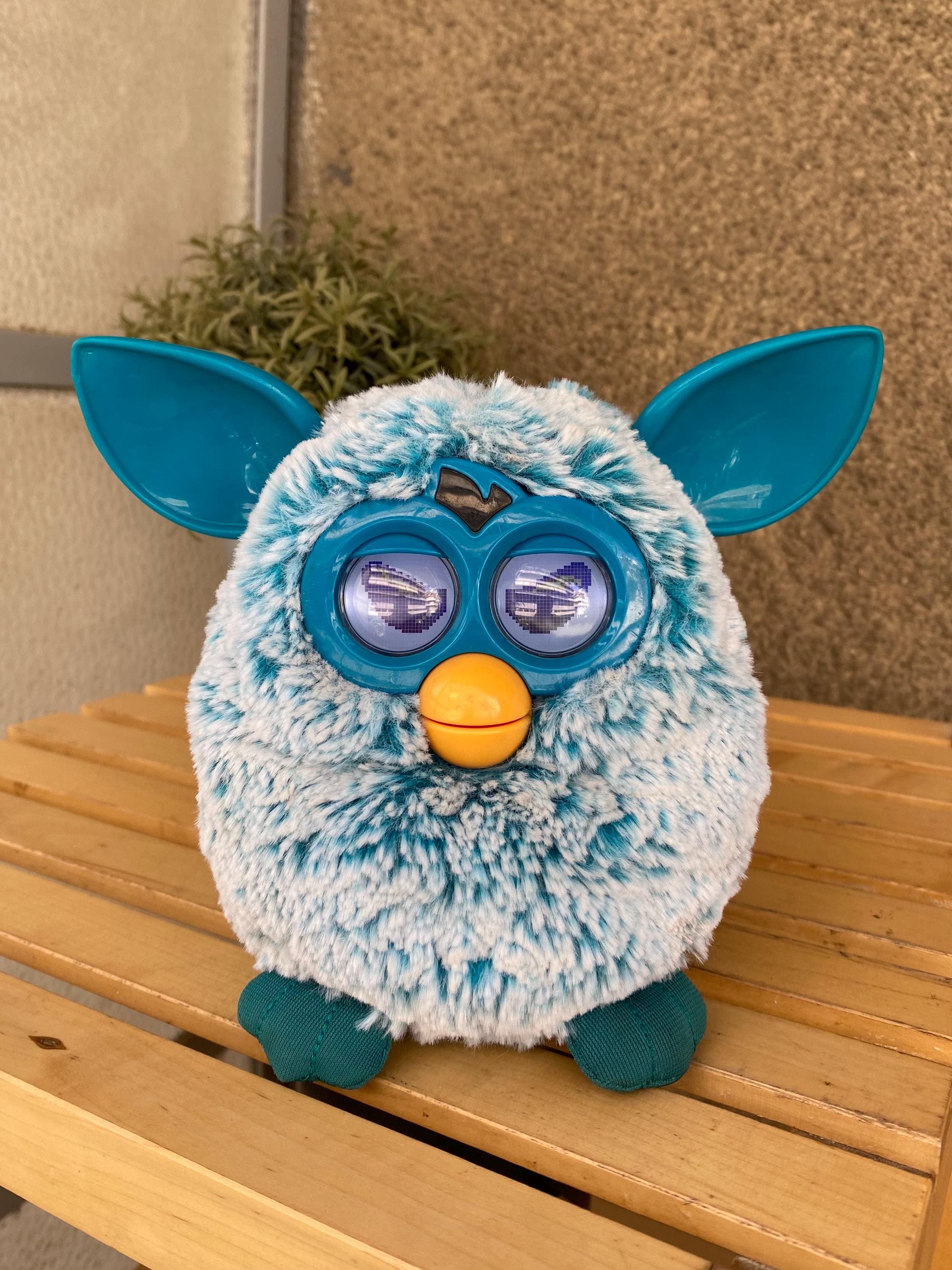WORKING Furby Green Man 2012 Interactive Talking Toy Retired