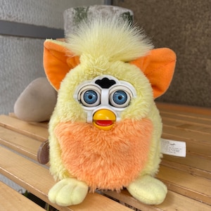 Furby Baby Sunny Yellow 1999 WORKING, vintage Furby Babies with