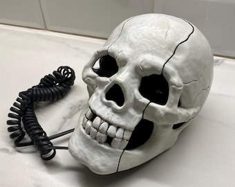 Telefono vintage con teschio bianco FUNZIONANTE (leggi la descrizione!)