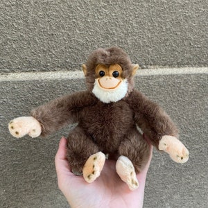 Small vintage Monkey Plush stuffed toy 1980s Germany M.Pamer, chimpanzee stuffed soft realistic animals for gifts