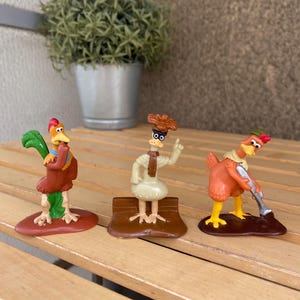 Vintage Chicken Run small figure set of 3 1999 Ginger, Mac and Rocky, Aardman characters farm animals collectable pvc figurines