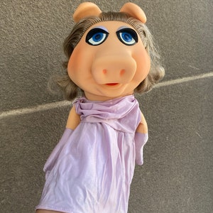 Vintage 1977 Fisher Price MISS PIGGY MUPPET PUPPET Jim Henson Muppets