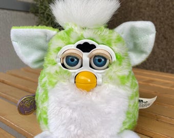 黒と白のファービー卒業式1998非動作、特別版トミーの日本の