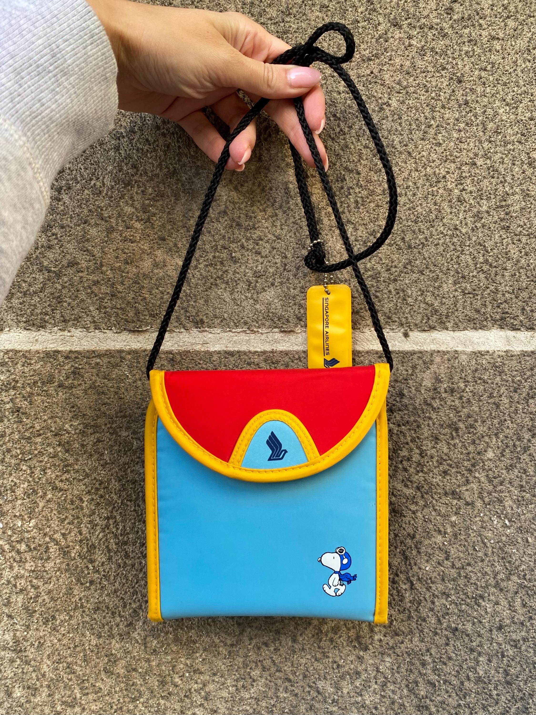 スヌーピー snoopy シンガポール航空 ポシェット ポーチ キッズ 非売品 