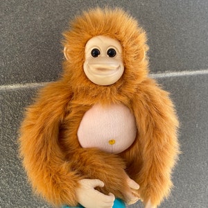Talking brown-orange monkey plush toy by Hosung 2003, vintage rare furry soft realistic chimpanzee toy