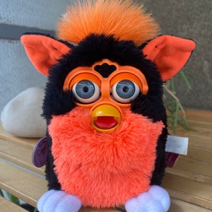 Orange & black Furby Tart Tangerine 1998 WORKING, vintage furby with grey eyes collectable Tiger Electronics