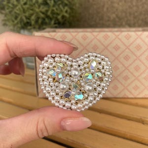 Beautiful bijoux Brooch Heart shape faux pearl & aurora borealis made in Japan 1960s new old stock, vintage gold tone pin broach for a gift