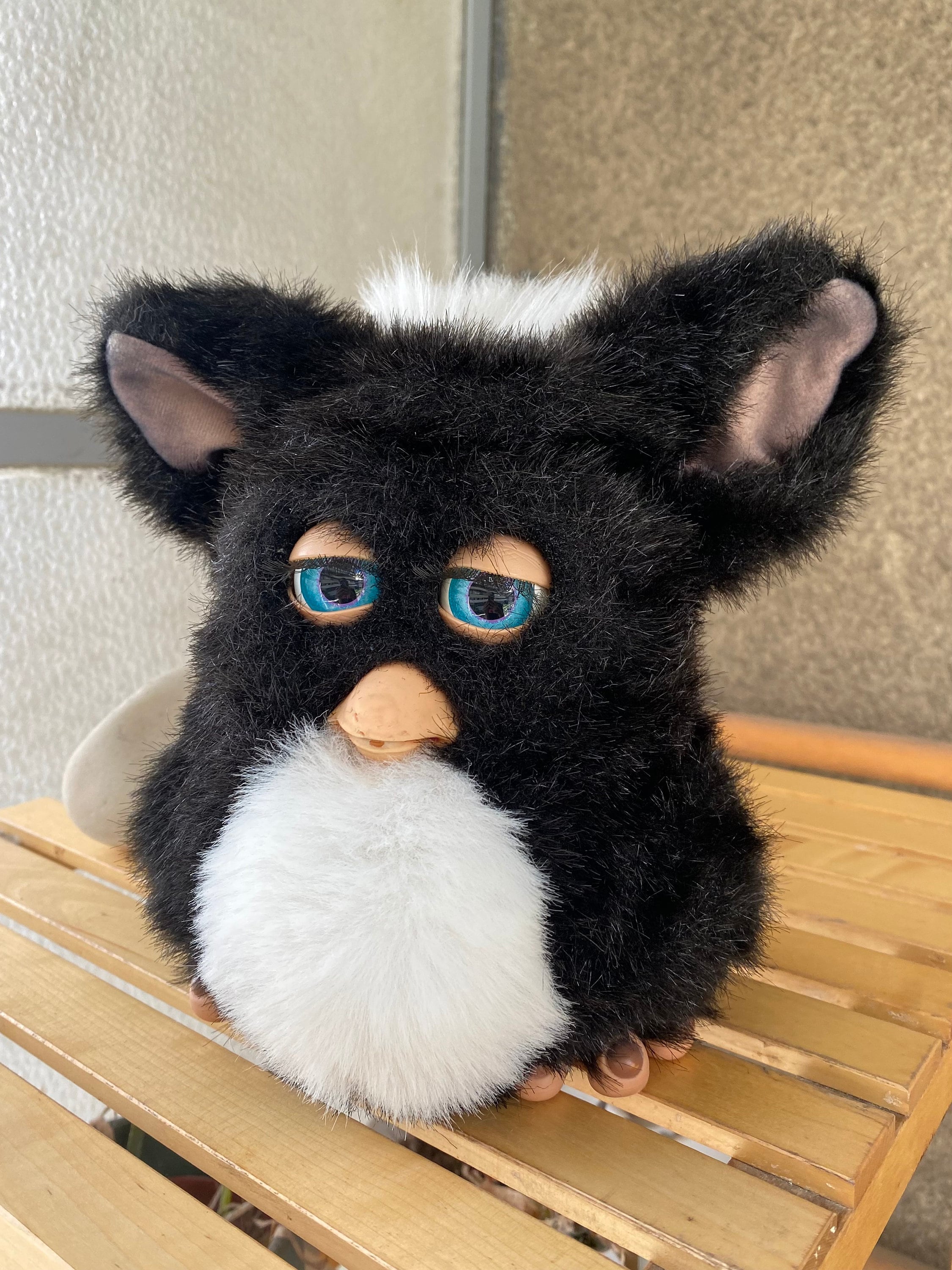 【未開封】Furby ファービー Emoto-Tronic 2005年版 英語版 未開封】Furby ファービー Emoto-Tronic 2005年版 英語版 - メルカリ