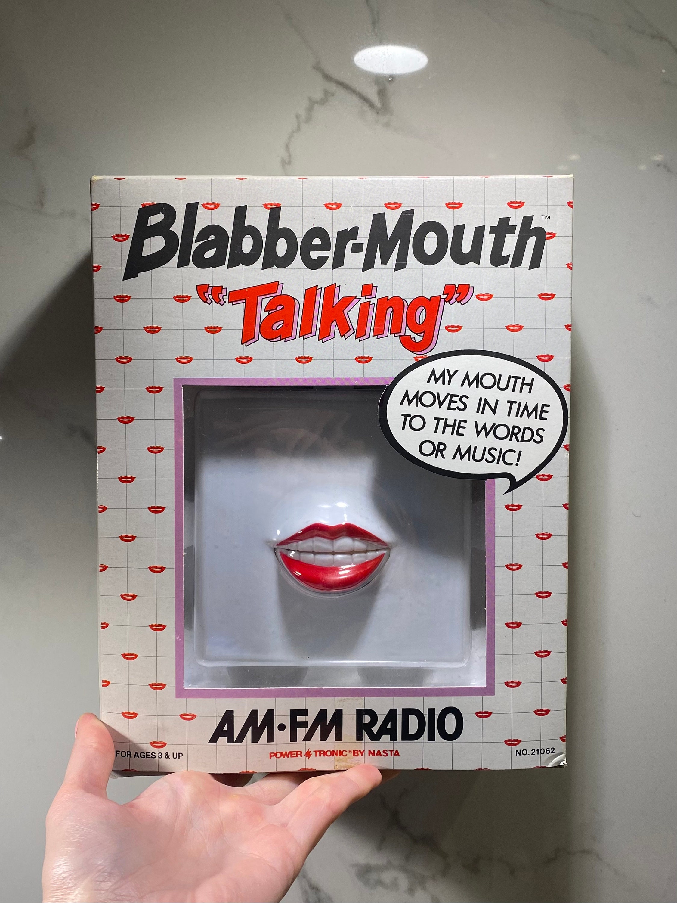 Vintage Blabber-mouth Talking AM/FM Radio 1986 New Old Stock