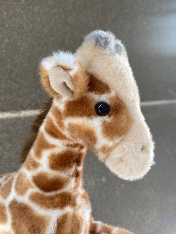 Small giraffe stuffed animal sales